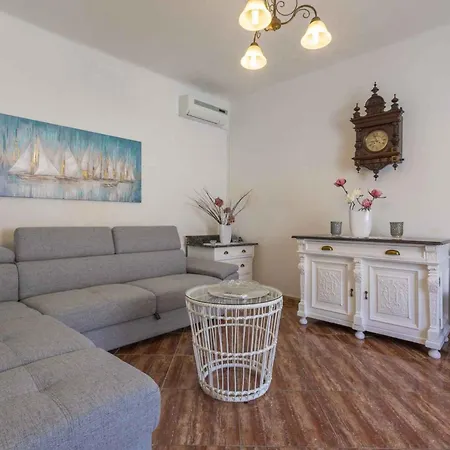 In 39155 Crikvenica