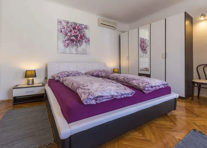 度假居 In 39155 *